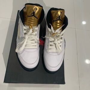 Nike Air Jordan 5 Retro Olympic White Gold 136027-133   Size 9